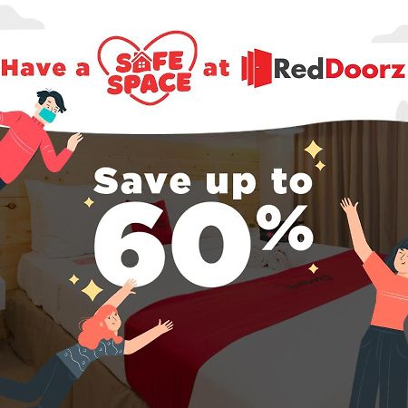 Reddoorz Near V Mapa Station Hotell Manila Exteriör bild