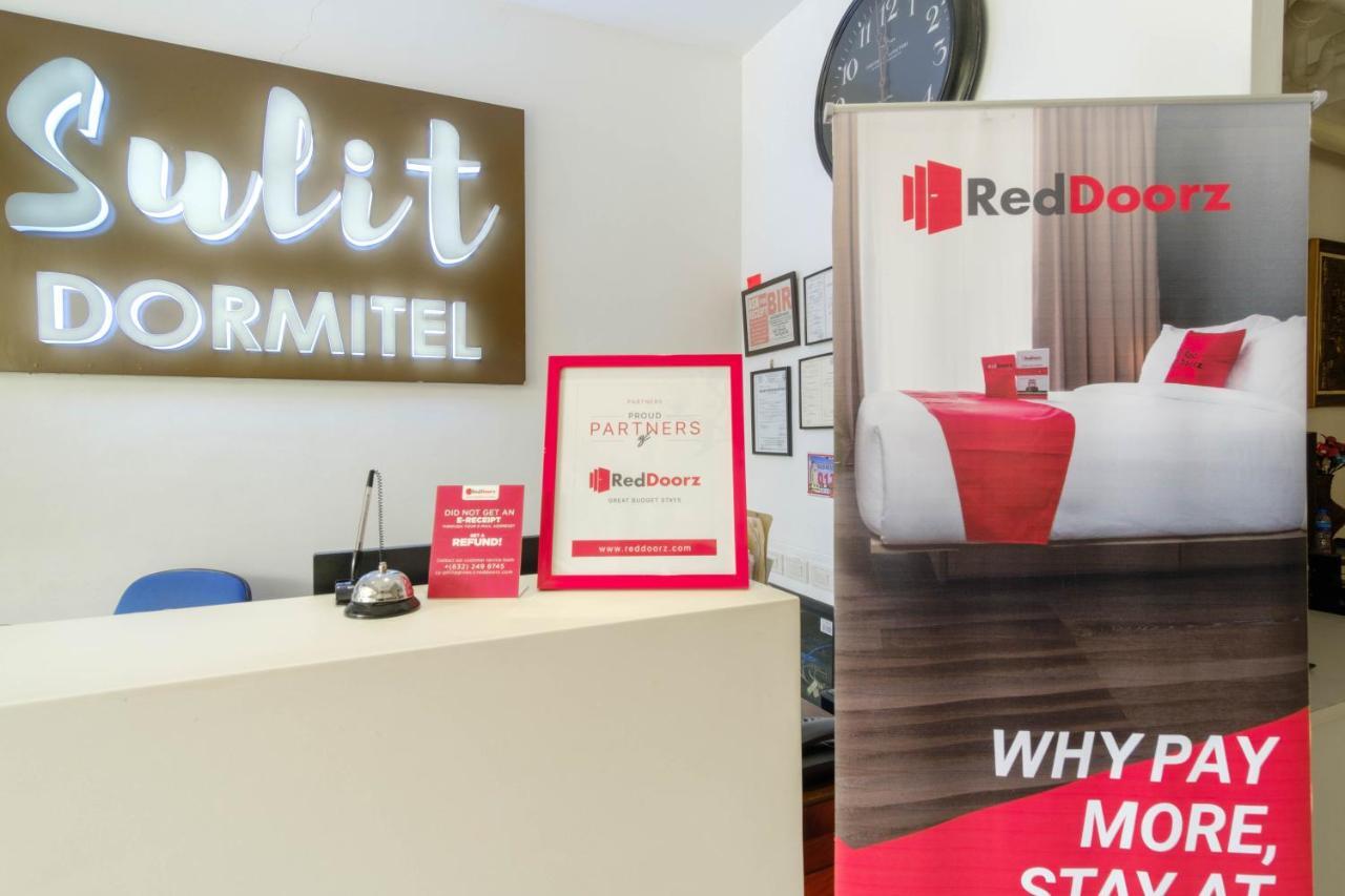 Reddoorz Near V Mapa Station Hotell Manila Exteriör bild